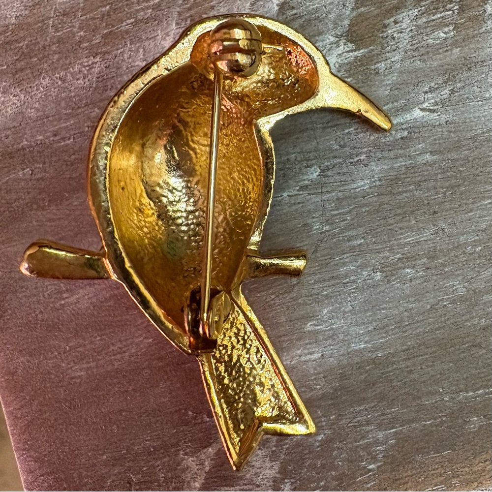 Hummingbird Pin Red Enamel Gold Tone Rhinestone - Picture 5 of 6
